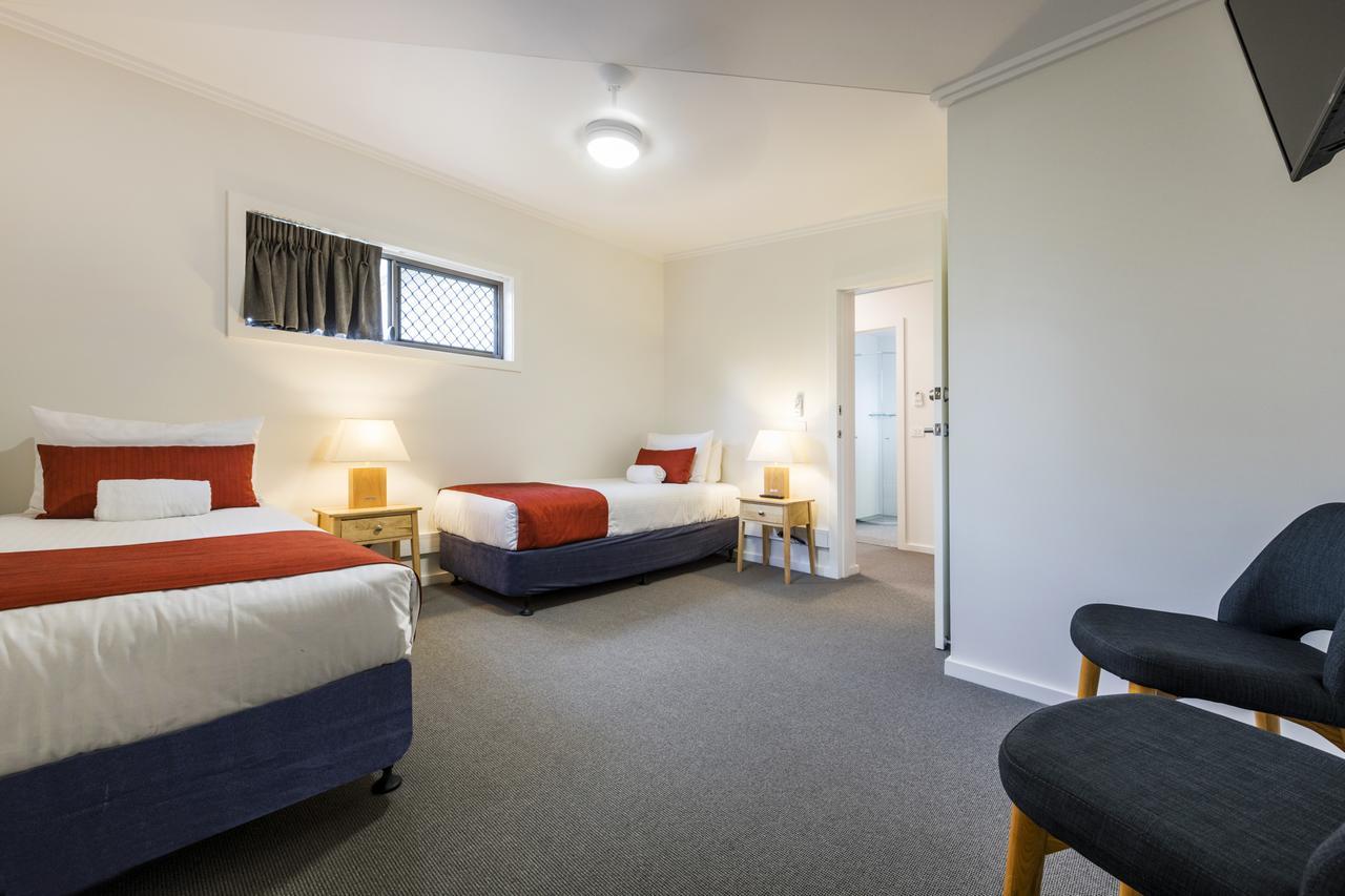 Club Maclean Motel Luaran gambar